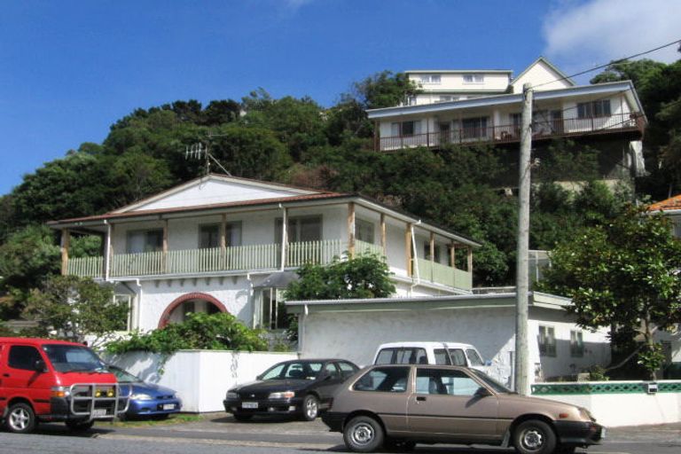 Photo of property in 26 Severn Street, Island Bay, Wellington, 6023