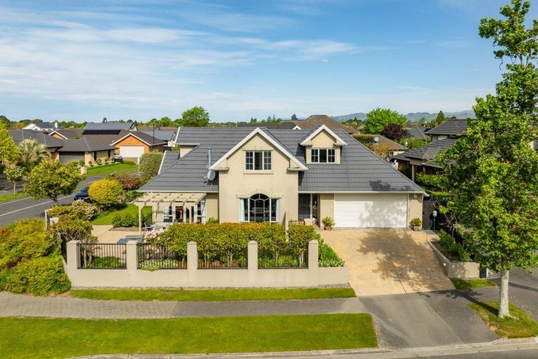 Photo of property in 30 Glasnevin Drive, Casebrook, Christchurch, 8051