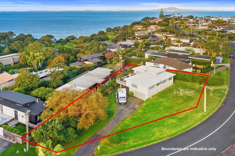 Photo of property in 89 Churchill Road, Murrays Bay, Auckland, 0630