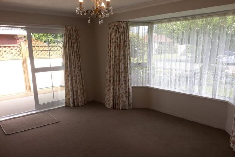 Photo of property in 9 Siska Place, Upper Riccarton, Christchurch, 8041
