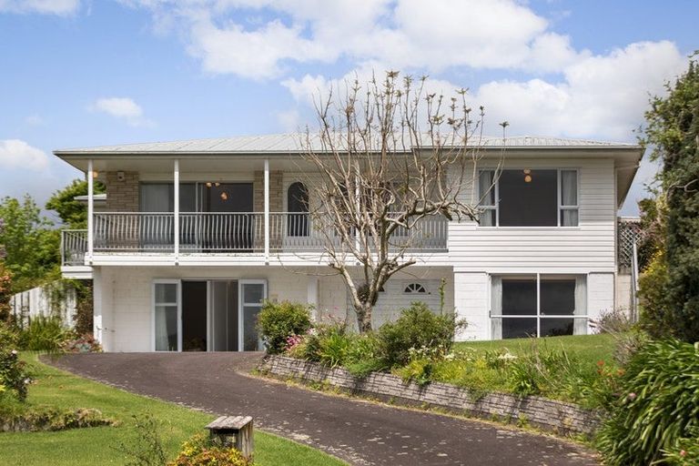Photo of property in 58 The Crescent, Waihi Beach, 3611