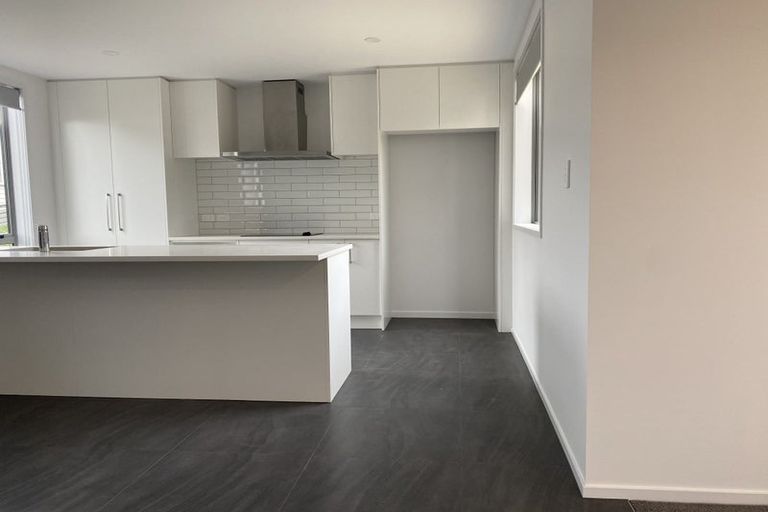 Photo of property in 28a Koromiko Street, New Lynn, Auckland, 0600