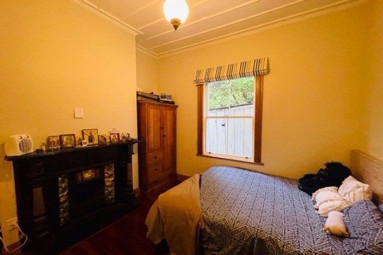 Photo of property in 43c Austin Street, Mount Victoria, Wellington, 6011