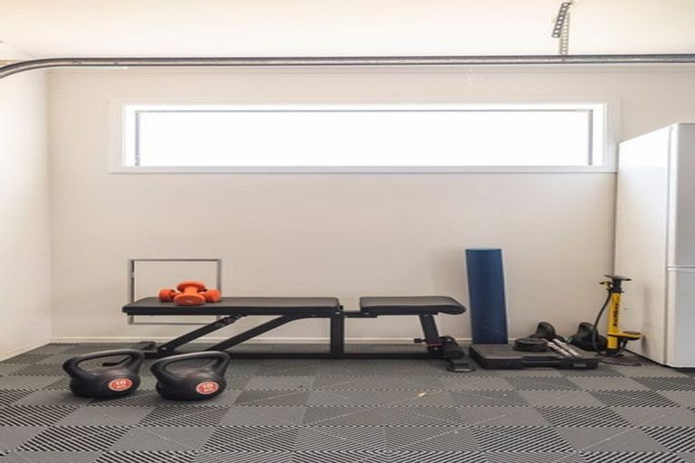 Photo of property in 39b Braithwaite Street, Karori, Wellington, 6012