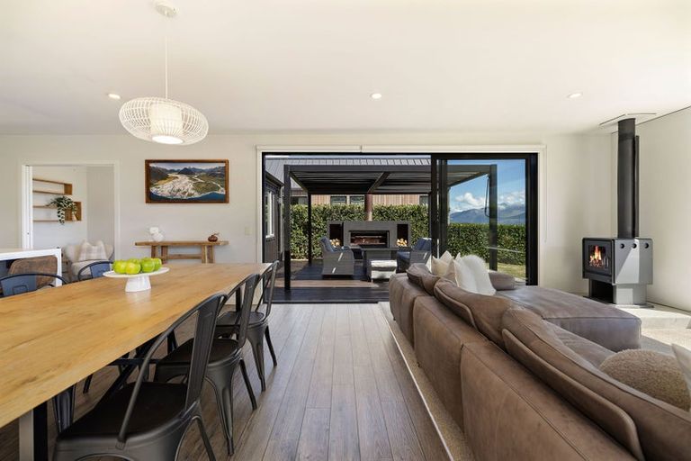 Photo of property in 3 Caithness Court, Jacks Point, Queenstown, 9371