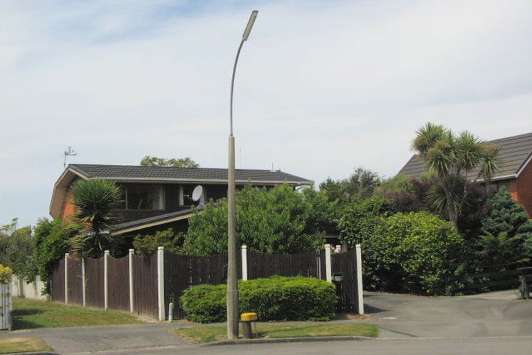 Photo of property in 18 Ketton Place, St Albans, Christchurch, 8052