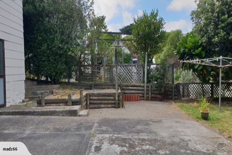 Photo of property in 101 Pikarere Street, Titahi Bay, Porirua, 5022