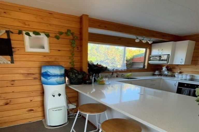 Photo of property in 2/133 Carnoustie Drive, Wattle Downs, Auckland, 2103