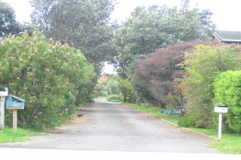 Photo of property in 13 Ngapotiki Street, Paraparaumu Beach, Paraparaumu, 5032