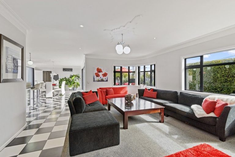 Photo of property in 208 Knowles Street, St Albans, Christchurch, 8052