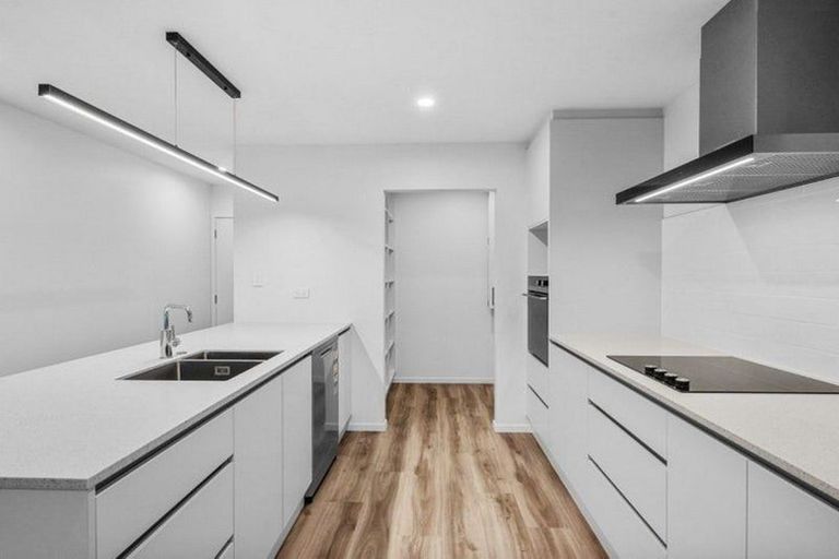 Photo of property in 2/14 Woodhouse Street, Linwood, Christchurch, 8062