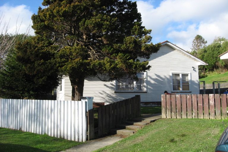 Photo of property in 1 Holland Street, Wainuiomata, Lower Hutt, 5014