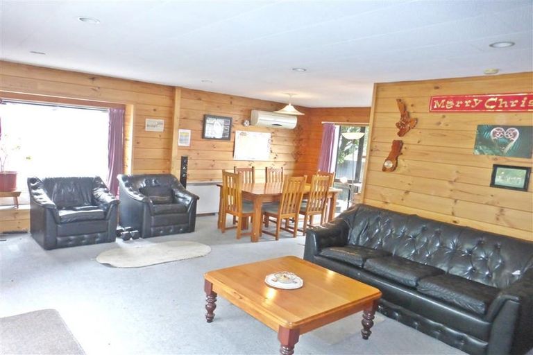 Photo of property in 68 Hei Hei Road, Hei Hei, Christchurch, 8042
