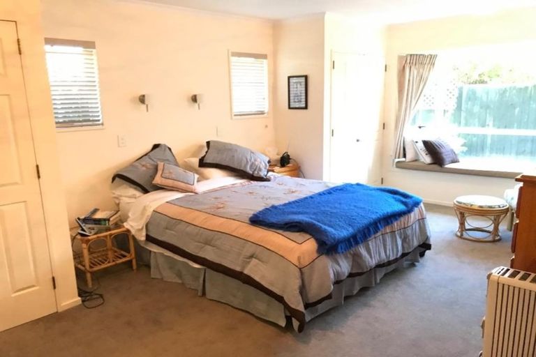 Photo of property in 3 Hatfield Place, Avonhead, Christchurch, 8042