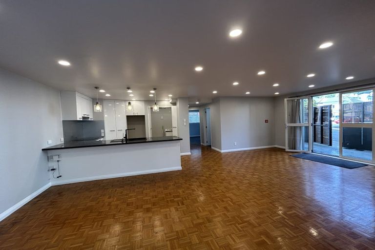 Photo of property in 45 Ellice Street, Mount Victoria, Wellington, 6011