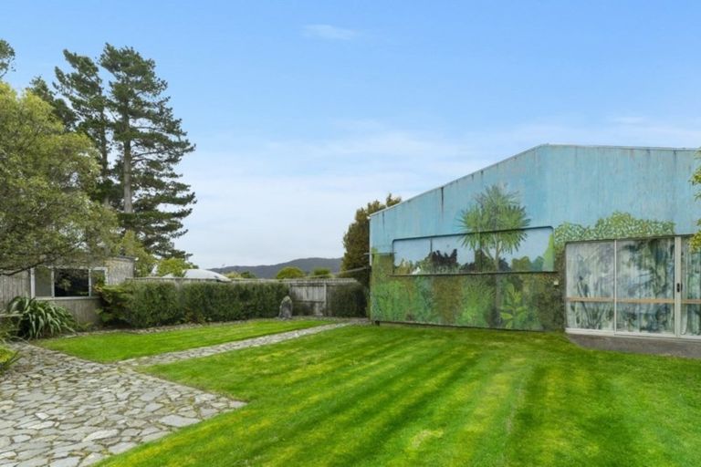 Photo of property in 198-200 Maungakotukutuku Road, Paraparaumu, 5032