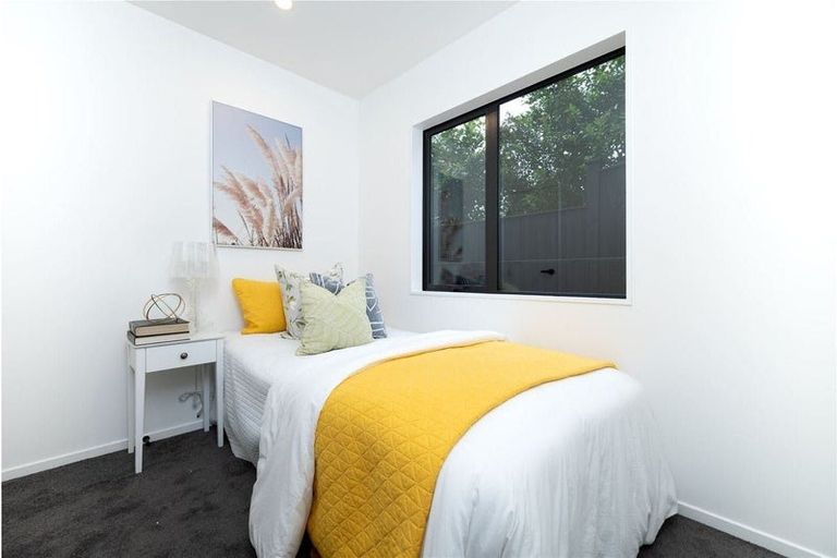 Photo of property in 8/143 Portage Road, New Lynn, Auckland, 0600