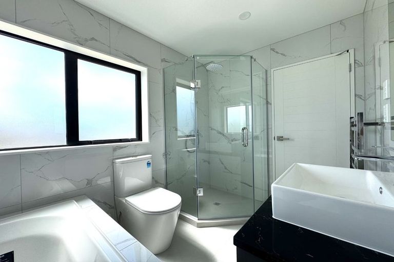 Photo of property in 43 Greenmeadows Avenue, Manurewa East, Auckland, 2102