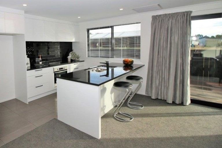 Photo of property in 10 Heasley Lane, Mosgiel, 9092