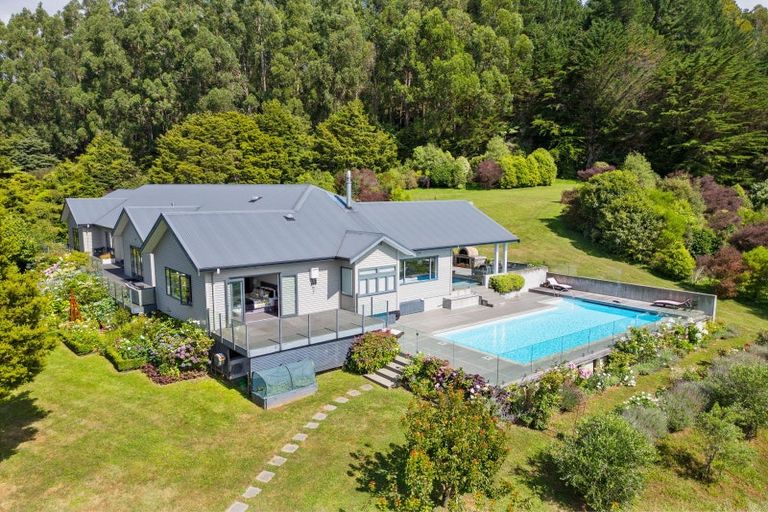 Photo of property in 36 Hoeke Road, Carrington, Carterton, 5791