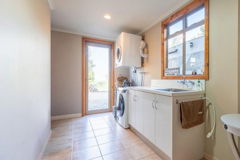 Photo of property in 17 Downs Road, Geraldine, 7930