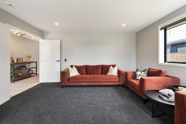 Photo of property in 12 Kanzan Grove, Maewa, Feilding, 4702