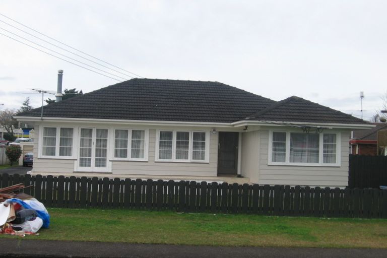Photo of property in 1/4 Menary Street, Papakura, 2110