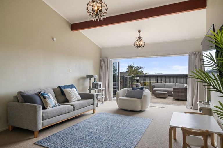 Photo of property in 24a Huia Street, Waikanae, 5036