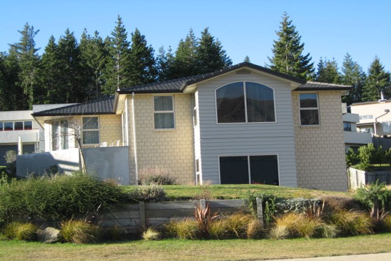 Photo of property in 39a Kings Drive, Wanaka, 9305