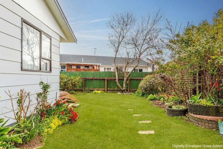 Photo of property in 12a William Street, Levin, 5510