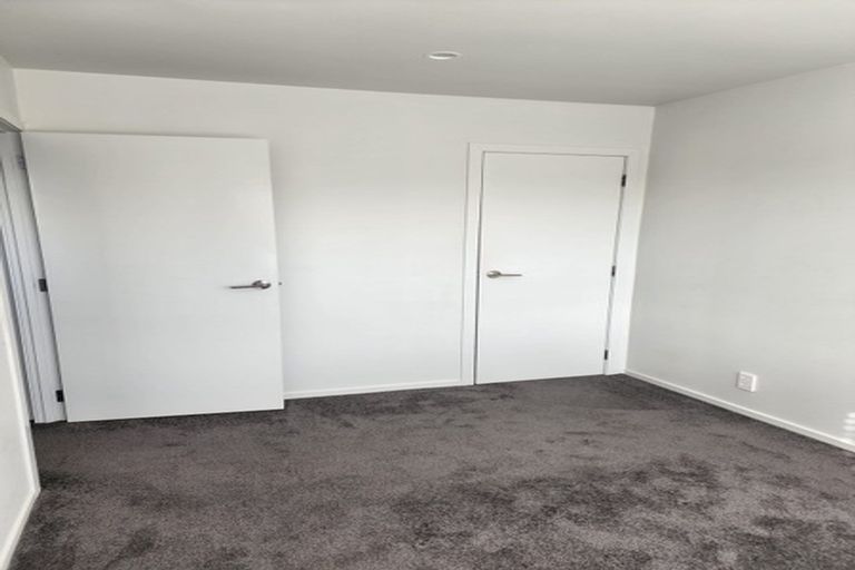 Photo of property in 3/123 Birkdale Road, Birkdale, Auckland, 0626