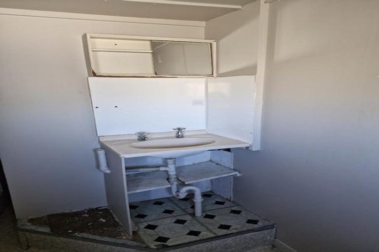 Photo of property in 107 Coutts Street, Kilbirnie, Wellington, 6022