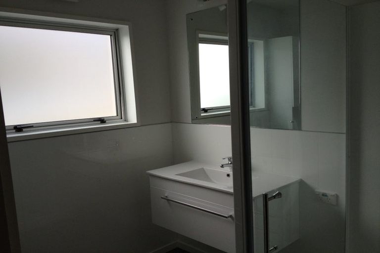 Photo of property in 1/12 Keoghs Lane, St Albans, Christchurch, 8014