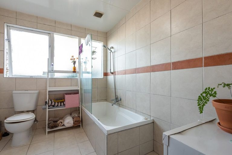 Photo of property in 58 Wallace Street, Mount Cook, Wellington, 6021