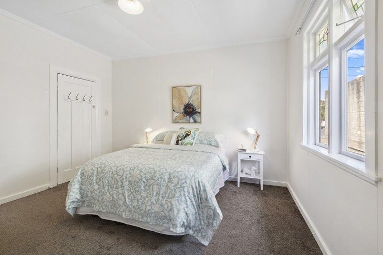 Photo of property in 22 Reef Street, Island Bay, Wellington, 6023