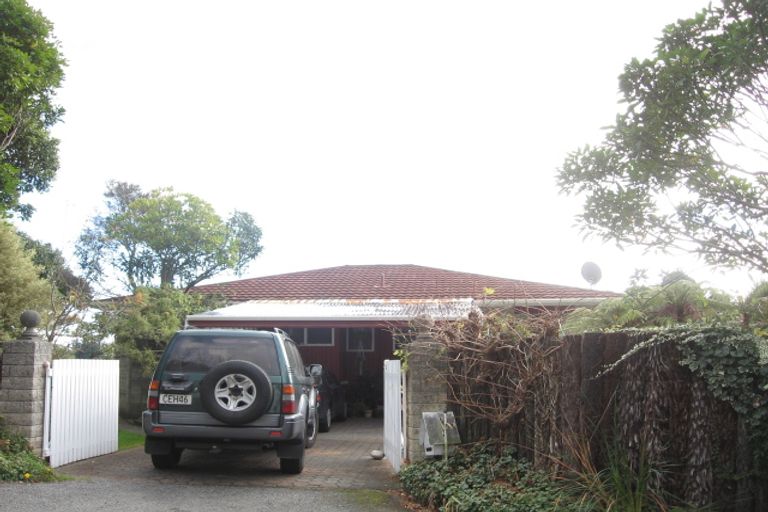 Photo of property in 18 Mamaku Street, Paraparaumu, 5032