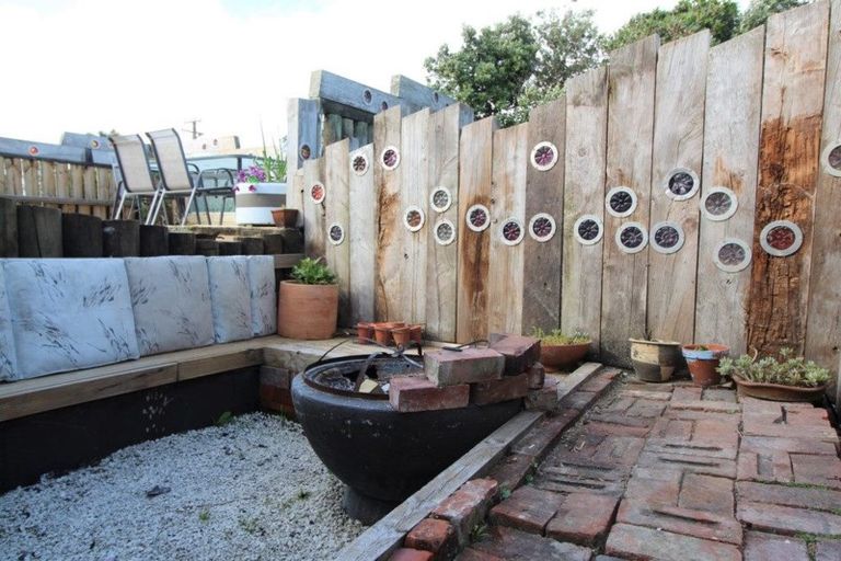 Photo of property in 41 Seafront Road, Castlecliff, Whanganui, 4501