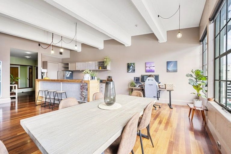 Photo of property in Dominion Apartments, 14/80u Victoria Street, Wellington Central, Wellington, 6011