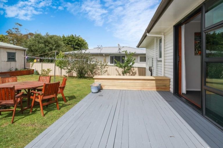 Photo of property in 82 Urlich Avenue, Melville, Hamilton, 3206