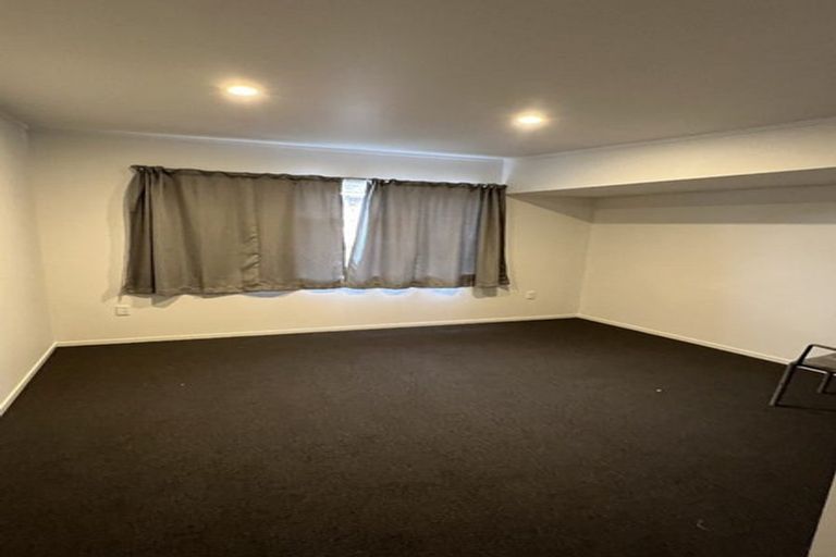Photo of property in 35 Gilbert Road, Otara, Auckland, 2023