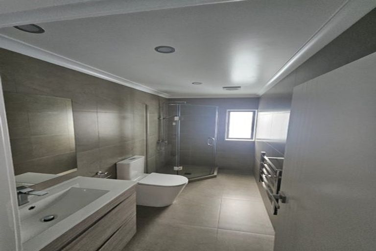 Photo of property in 12a Cooper Place, Papakura, 2110