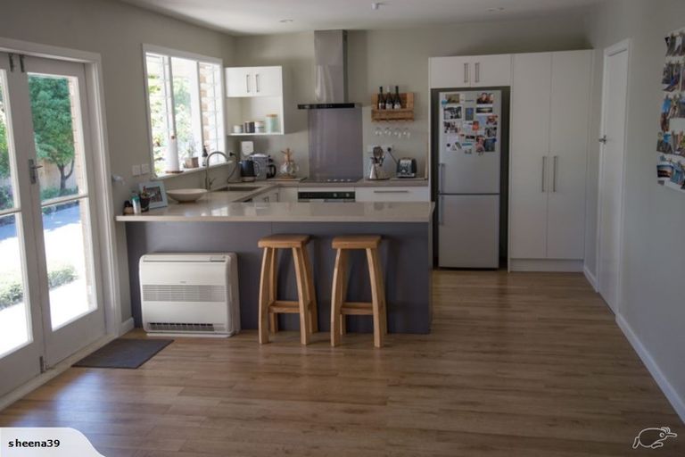 Photo of property in 16 Lascelles Street, Saint Martins, Christchurch, 8022