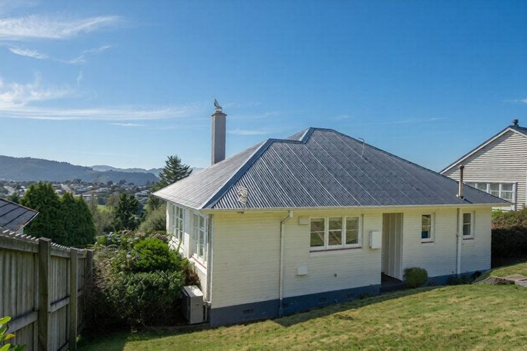 Photo of property in 25 Prospect Bank, Wakari, Dunedin, 9010