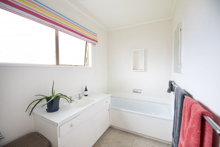 Photo of property in 3/34 Chester Street, Taradale, Napier, 4112