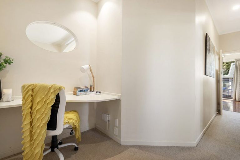 Photo of property in 1/26 Queens Parade, Devonport, Auckland, 0624