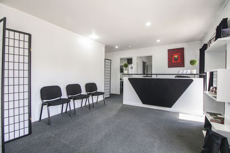 Photo of property in 601 Massey Road, Mangere, Auckland, 2022