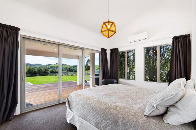 Photo of property in 30 Waipuka Road, Waimarama, Havelock North, 4294