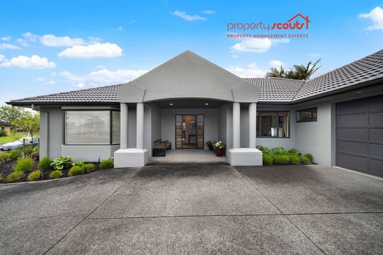 Photo of property in 9 Millisle Place, East Tamaki Heights, Auckland, 2016