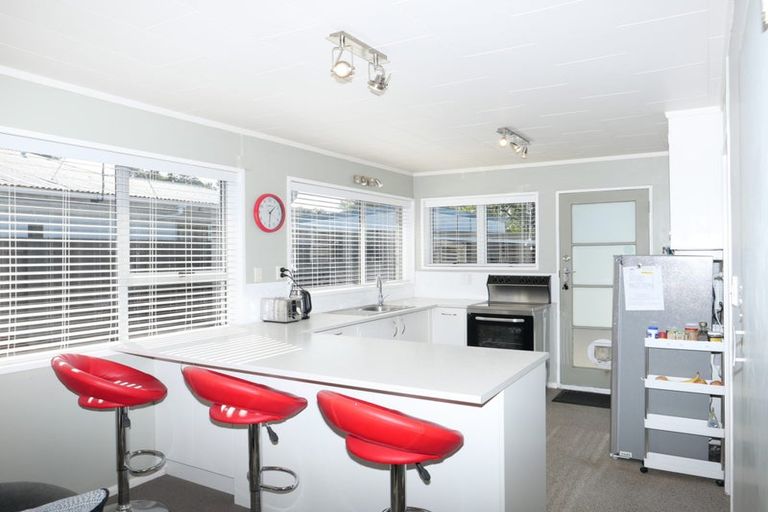 Photo of property in 16b Marere Avenue, Paraparaumu, 5032