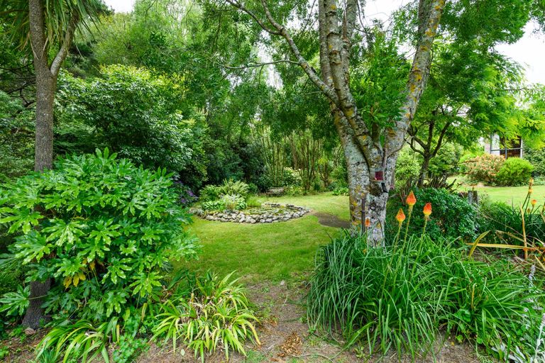 Photo of property in 319 Pahiatua Aokautere Road, Aokautere, Palmerston North, 4471